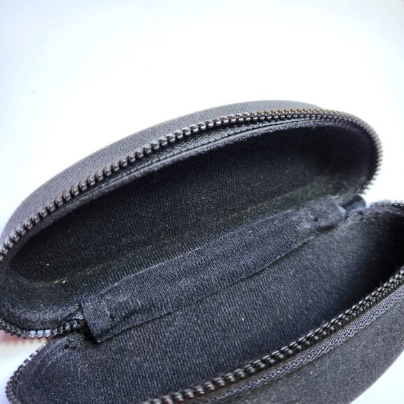 Maui Jim Sport Semi Hard Clamshell Sunglass Case Zipper Close with Clip Black - Picture 8 of 9